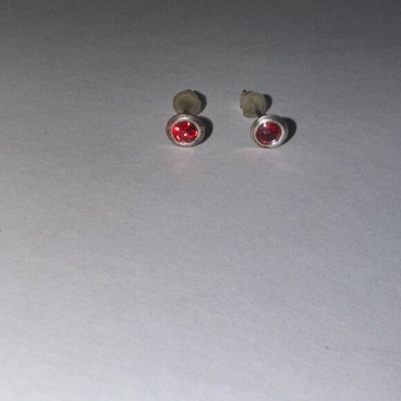 5 Mm Round Ruby Red Cz And Sterling Post Earrings - Picture 10 of 15